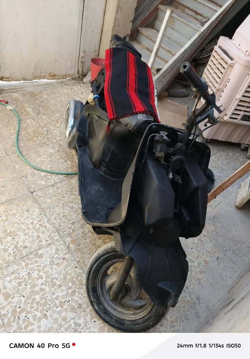 دراجه فراشه البيع 220وبيه مجال قليل كلشي مابيه عوزه بس كفرات مكاني نجف مقابيل قريت غدير شارع الموسسه لايتام عمود272 ، ، ***********
