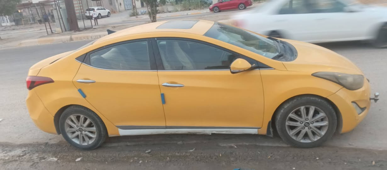 سلام عليكم اعتذر عن مراوس وعده والقصد
🚘 هونداي إلنترا 2015 خليجي للبيع
🔹 ضرر قطعة واحدة فقط – الباب الخلفي 🔹 سيارة خليجي 🔹 تبريد ممتاز 🔹 صدر كير ومحرك 🔹 تخم  تايرات جديدة بالكامل 🔹 فول مواصفات 🔹 السيارة نظيفة وجاهزة
💰 السعر: 105 
💵 بيه مجال
📞 للاستفسار: ***********
***********
