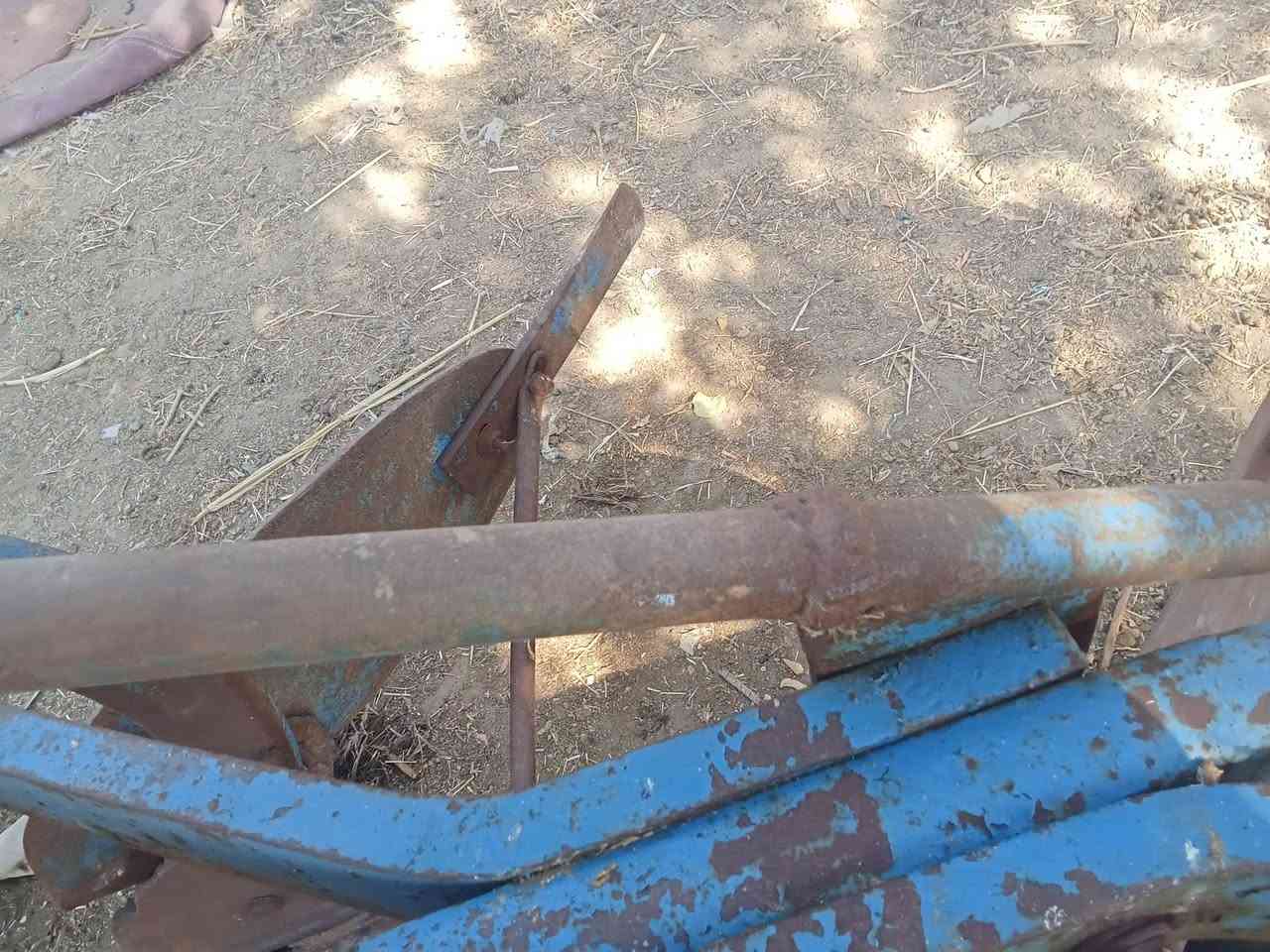 فدان حجم 10 للبيع بي ترتيبات گفاخات المكان ديوانيه ناحيه نفر/***********
