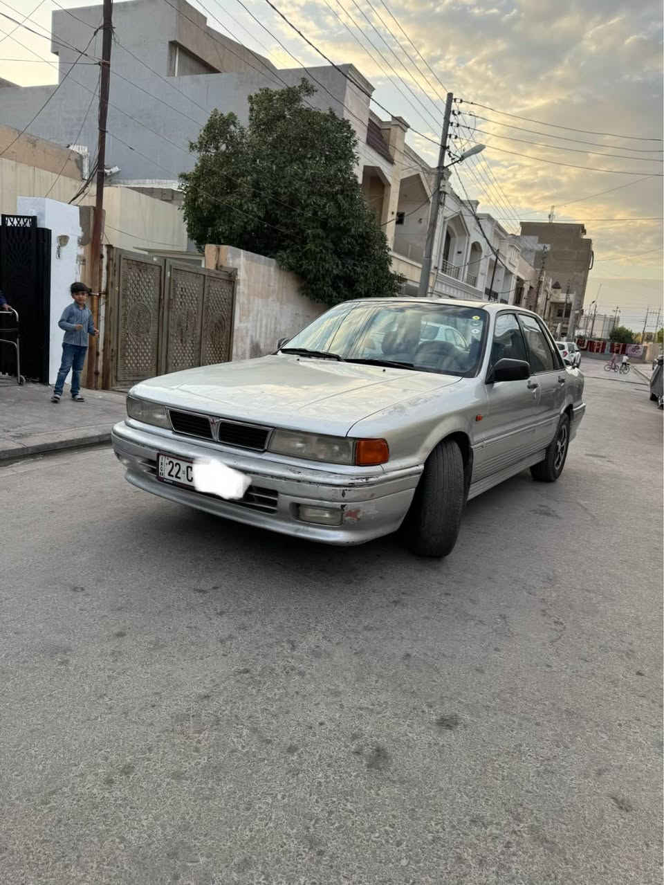 گڵاند 
مۆدێل ١٩٩٢
فول مواسەفاتە
سلایت 
تەبرید سارد گەرم 
ویل کەپ
گێڕ تۆماتیک
سایارەکە فول فولە 
بەنزبەت گێر وە مەکینە بەشەرتەو بێ حەیبە 
سەنەویەکەی هەتا 2030نوێیە
بەنزبەت سبوغ سبوغ حامە لۆ جوانی 
دەحمی گەورەی نیە لێدرانوو وەرگەڕانوو بڕانەوەو
هەمووی بەشەرتە 
نرخەکەی ٣٩ وەرەقە مەجالێکی زۆر کەم 
بۆ زانیاری زیاتر پ ژ 
*********** أربيل, العراق
