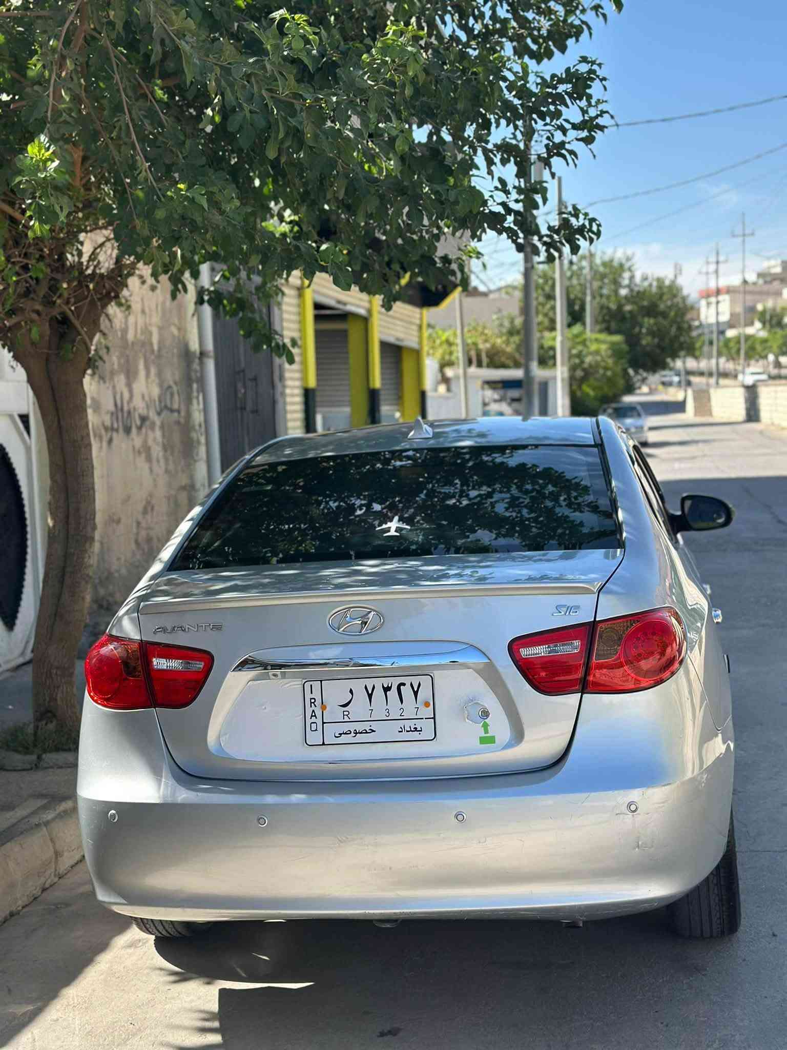 ئاڤانتی ٢٠٠٩ ماسەفات ٢٠١٠
کێچ وەنەوەشە 
Eco
بیلاد ئاپاد و کامێرە
سەیارەکە کامل جایزە
گێڕ و مەکینە و کەڤەر و سەقفی بەشەرت
سەیارەکە هی ماڵە 
کوشن هیتەر مەزبووت
بێ دەعم و لێدران و بێ خایس 
بیلاد لایت ناو ڕەش
سعری ٥٤ مەجال
***********
