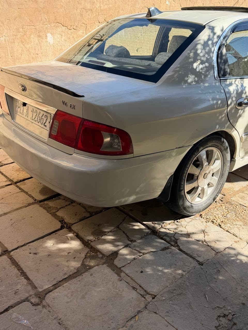 السلام عليكم  بيع مستعجل السعر 65
اوبتما 2004 أمريكي 6 سلندر سياره حلوه وجاهزه تبريد ثلج كير محرك خير من الله رقم بغداد انگليزي بسمي فول مواصفات فتحه جام كهربائي  كشنات كهربائي جلد +تدفئه 
المكان الحيدريه بين كربلاء والنجف ***********
***********
