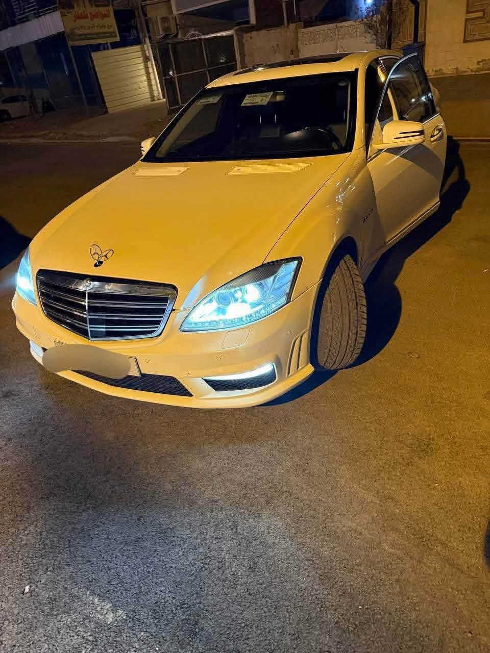 ٥ سيارات • C300 ٢٠٢٢ • E200 ٢٠١٠