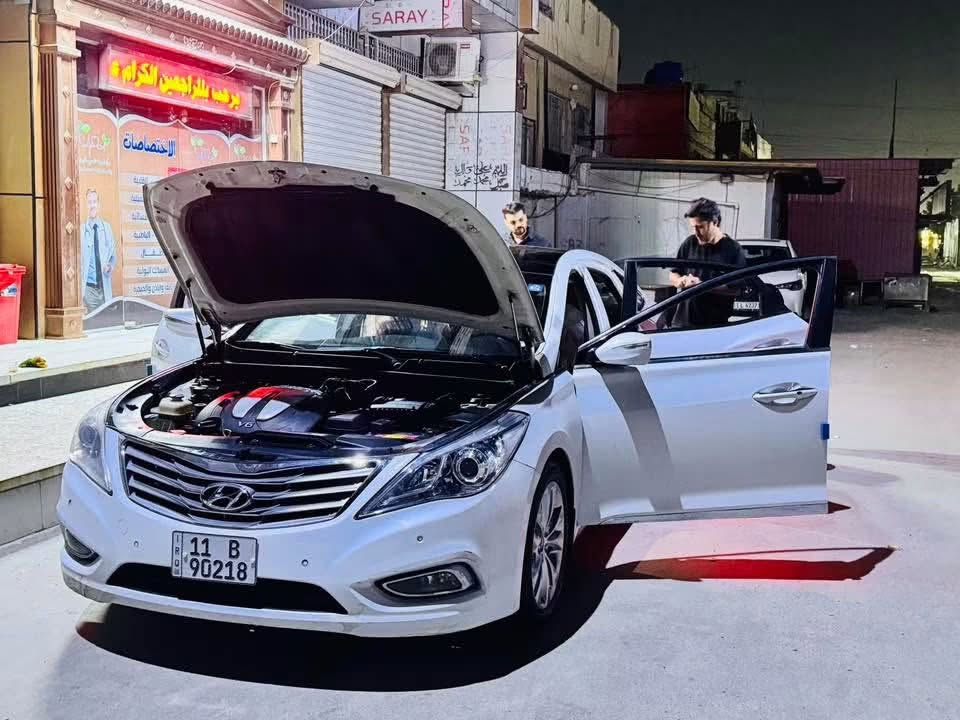 ازيرا ٢٠١٢خليجي
موصفات فول

بنوراما 

تحكمات كشن

كشن كهرباء 

تدفئ كشنات 

تحكمات ستيرن 

حساسات امامي 

حساسات خلفيه

برده خلفيه كهربائيه

بردات جانبيه 

نظام USB

مانع انزلاق 

شاشه 

كشنات جلد 

مثبت سرعه 

محرك ٣٠٠٠

٦سلندر 

تبريد قطعتين 

محرك مفتوح نعمه خير من الله 

كير بشرط 

فقط بنيد رش 

دعاميه مامحسوبه بيع شراء 

السعر ١١٦وبيها مجال 

رقم بغداد دولي هزه ماساقطه 

سنويه ماساقطه

سياره بأسمي 
***********

مستعجل علئ بيعتها

