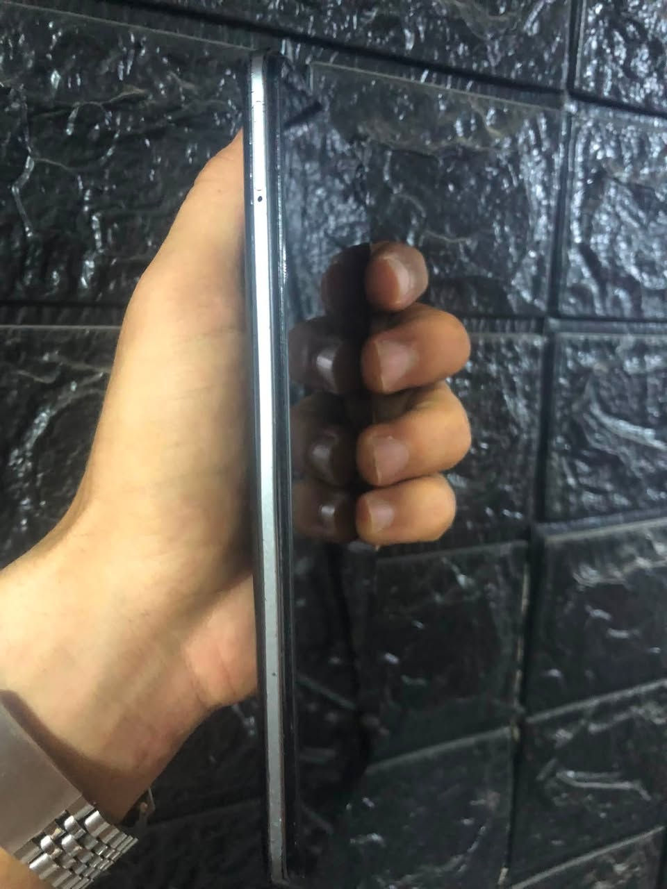 ريلمي 8
ببجي 60 فريم سلاسه فول
ذاكرة 128
رام 8+8
مبدل شاشة نوعية زينه 
نضافه 95 
سعره 100 مكانه ايسر للتواصل خاص او 
*********** رقم صاحبه واتساب
