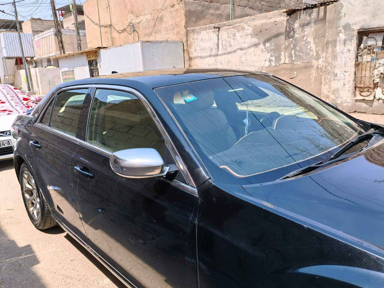 كلايسلر اوباما اسود 2018 اصل  محرك 3600  حره تحويل ثاني يوم باسمي السيارة رقم بصرة الدولي مواصفات شاشة كبيرة كامرة تحكم ستيرن كامل   حادثه جاملغ وبنيد والجاملغ الثاني بيه بارد وبيه رشات صبغ السياره جاهزه كير محرك حداديه وتبريد منضومه توني شاده تخم تاير منضومه زنون لدات كله شغال
195$
*********** أربيل, العراق
