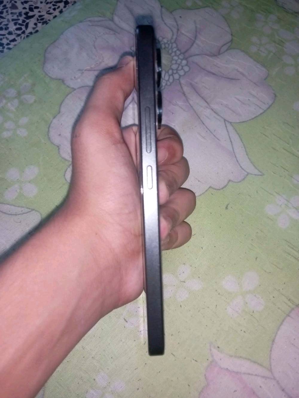 بوكو 5G x6 ذاكره 256 الجهاز نضيف مامداخل صيانه بي بس نقطه بل شاشه ماماثره على المس ماشرلكم عليه سعره 270 وبي مجال لطيبين مكاني نجف حي رحمه