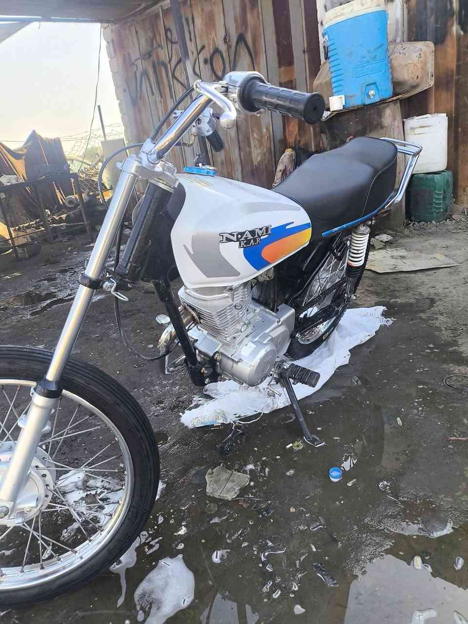 للبيع كلك الدراجه
نظيفه اتخبل بالمشي مكاني ناصريه مركز  يم حي الصناعي شراي تعال شوفه أو افحص مفتوحه ولفات رقمي *********** سعره 500 بيه مجال للشراي يجي أو سهله
