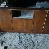 للبيع • أسعار مناسبة • دواليب
