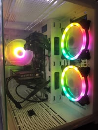 رايزن 3500X • RX560XT 8GB • رام 16GB