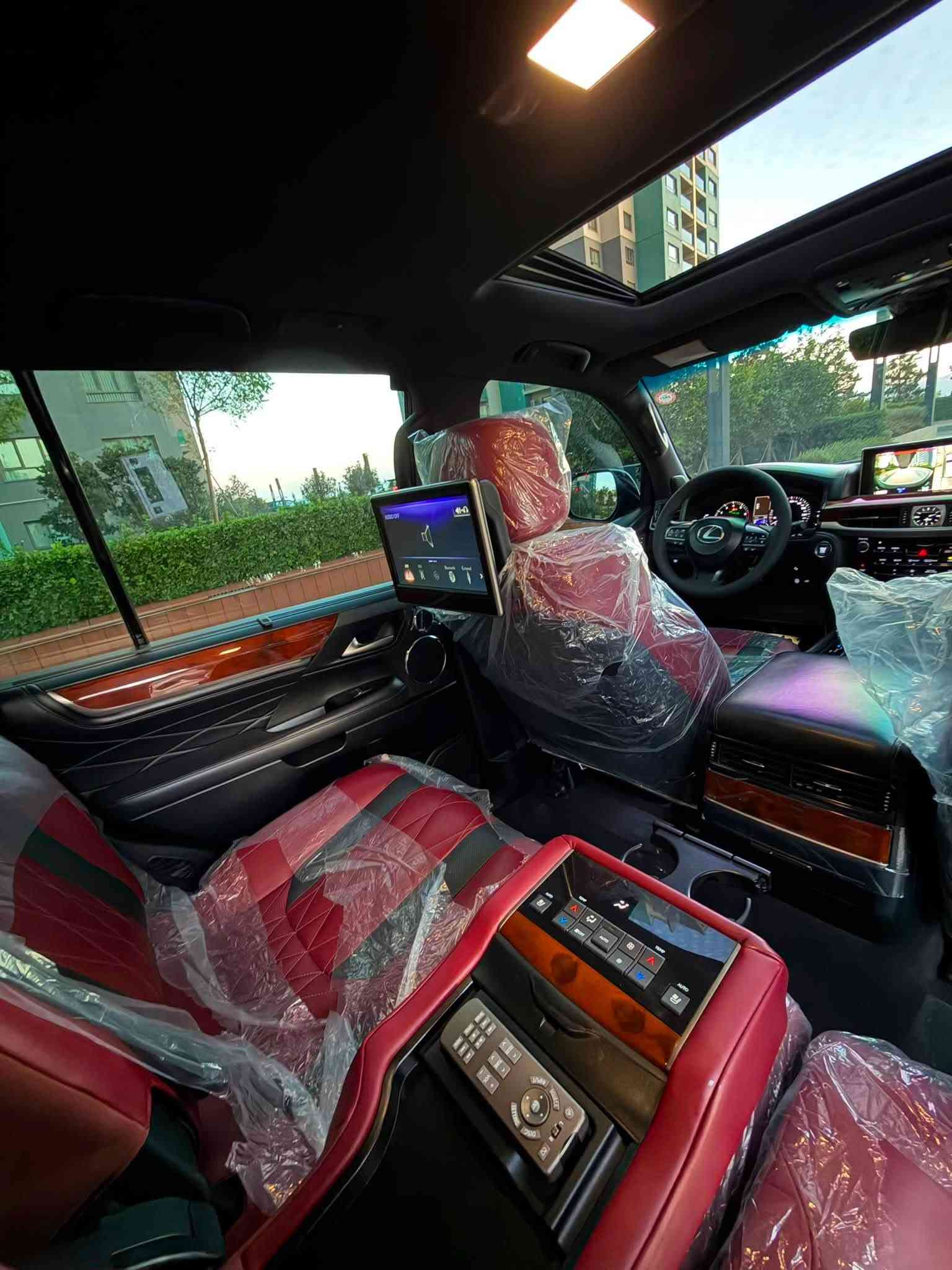 🚘 لكزس كورو LX570 بلاك إديشن —
🚘موديل 2019🚘

(سياره كفاله عامه  )

🔥 بـيـع بـدون مــراوس 🔥

✨ المواصفات:

🔹 ماشية 62 ألف كم حقيقي

🔹 مكينة 8 سلندر 5700cc

🔹 السيارة زيرو

🔹 كفالة عامة 

🔹 مواصفات أصلية

🔹 كت بلاك إديشن أصلي بلاد

🔹 ويل كب + ويل أصلي بلاد 

🔹 جكات هيدروليك

🔹 5 كاميرات

🔹 شاشات خلفية

🔹 جميع الكراسي كهرباء

🔹 جنطة شفط

🔹 لايتات أمامية ذكية

🔹 حساسات أمامية وخلفية

🔹 كراسي أمامية تدفئة وتبريد

🔹 رادار جانبي

🔹 رادار أمامي + سياقة ذكية

🔹 بصمتين

🔹 البوكس الأصلي مالها موجود وصندوق كامل

📍 العنوان: السليمانية

📞 للاتصال: *********** — سيد ابراهيم الجاف

سعرها-((((735))))

🔥 للجادين فقط، بدون مراوس.

#لكزس #لكزس_570 #LX570 #لكزس_LX570 #لكزس_بلاك_إديشن #سيارات_للبيع #سيارات_البصرة #سيارات_العراق #سيارات_فخمة #سيارات_2019 #للبيع #البصرة #سيارات_العراق
