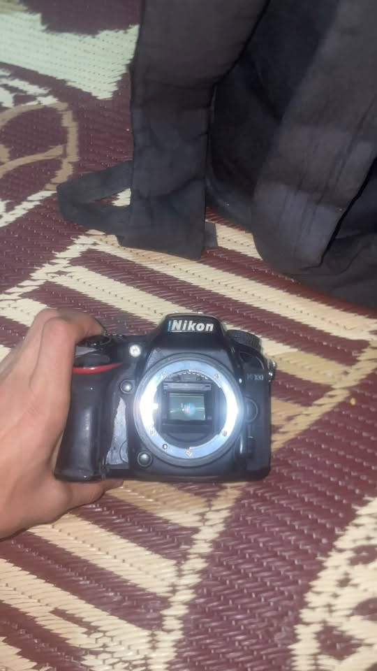السلام عليكم كامره ٧١٠٠للبيع معة زوم ٧٠/٣٠٠ فول فريم السعر ٣٥٠ مكاني بغداد ماعدي توصيل ***********
