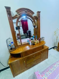 غرفة صاج • تحتاج صبغ • بدون ضرر