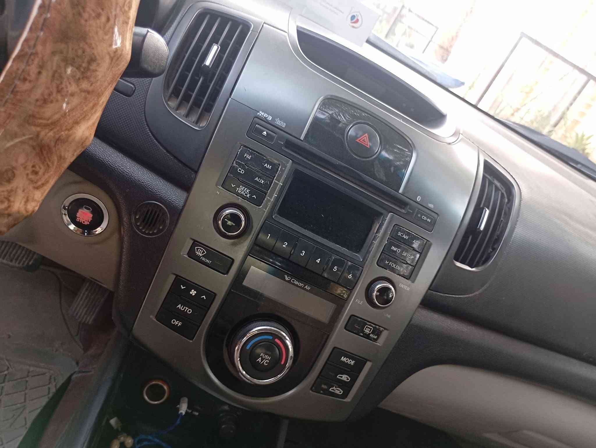 السلام عليكم كيا سيراتو موديل 13 بغداد نكليزي تحويل ثاني يوم فول عدا الفتحه تبريد ثلج تخم تاير جديد باتري جديد كاعية جلد بيه رشات صبغ ابيع حزام السعر 83 مكاني كربلاء الحسينية للاستفسار اتصل ***********
