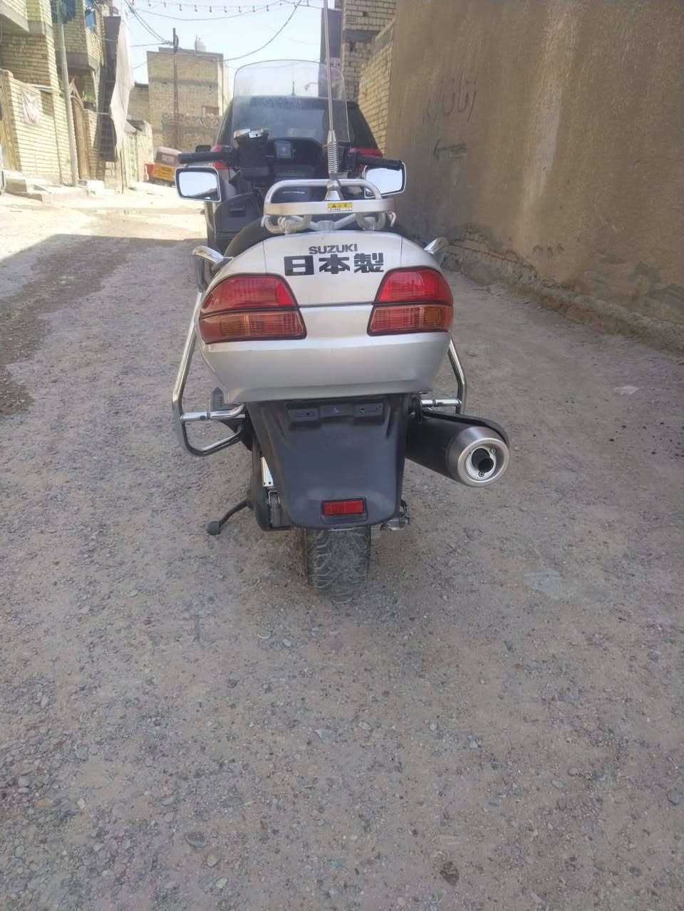 سلام وعليكم للبيع سكاي ويف محرك 650 ماشيه 35 حقيقي حساس استان دراجه بل كارتون جديده زلغ مابيه كله بلاديه  دراجه مكفوله من كلشي للستفسار ***********

