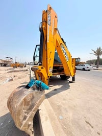JCB • ٢٠١٢ • ٨٠٠٠ ساعة