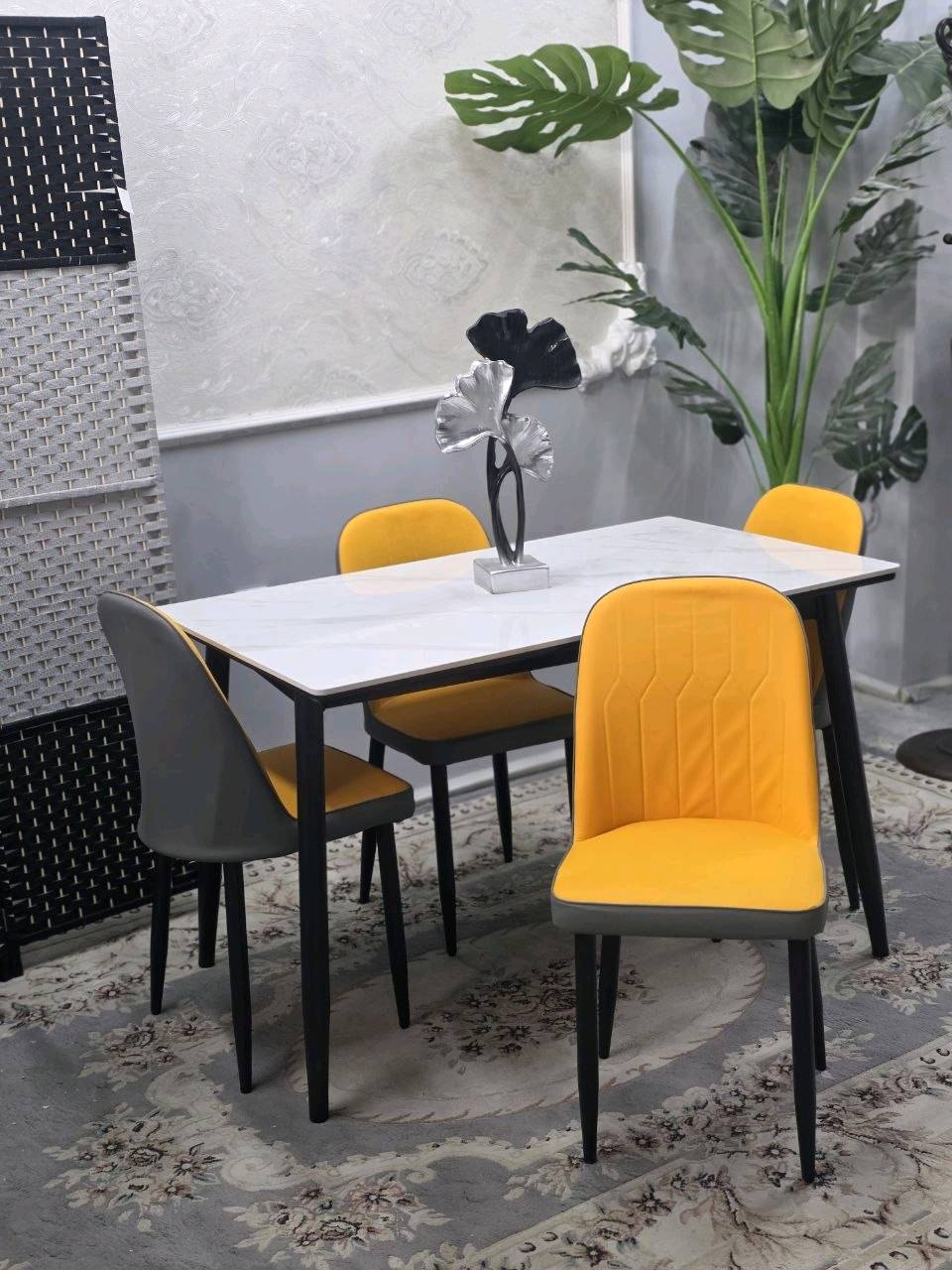 🍽️ ميز طعام بسطح مرمر وكراسي جلد – تصميم راقٍ وأنيق ✨

إذا تريد سفرة تجمع بين الفخامة والعملية،



📏 القياسات:
▪️ الطول: ١٢٠ سم
▪️ العرض: ٧٠ سم

💰🔥 السعر: ع خاص🔥💰
ب

🚚 التوصيل مجاني
✔️ داخل بغداد
✔️ جميع محافظات مجاني 

# شركه 2G#بغداديات #كاونترات خشب #خشب #محافظات #mdf #مناسب #راقي #كربلاء #نجف #بصره #ناصريه
