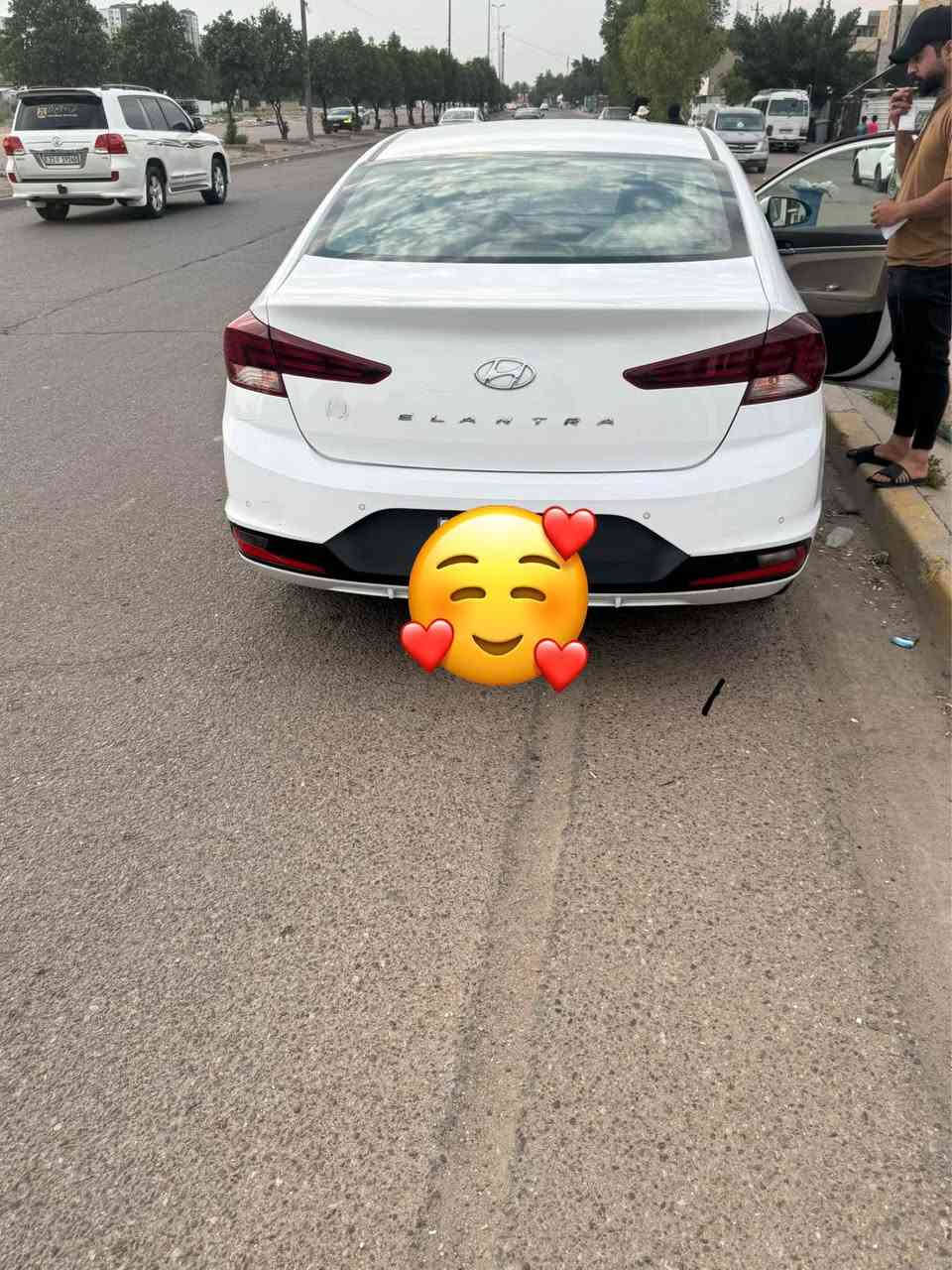 النترا 20 خليجي فول مواصفات عده البصمه بيها بارد بل هلال مال جاملغ الخلفي الايمن والايسر طخه بسيطه بل هلاات 
الباقي كله كفاله كير ومكينه وتبريد وحدايه جاهزه من كلشي
145وبيها مجال 
*********** بغداد, العراق
