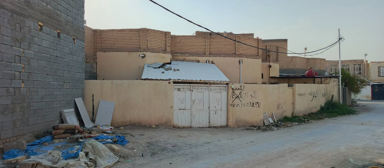 السلام عليكم بيت للبيع 200م في الصوب الصغير حي الزهراء قريب علئ سوك ثاني فرع عن حسينية اهل البيت 30م عن الشط يتكون من غرفه وصاله ومطبخ ودوانيه وصحيات مكلف بنشر  للستفسار التصال علئ الرقم
السلام عليكم بيت للبيع 200م في الصوب الصغير حي الزهراء قريب علئ سوك ثاني فرع عن حسينية اهل البيت 30م عن الشط يتكون من غرفه وصاله ومطبخ ودوانيه وصحيات مكلف بنشر  للستفسار التصال علئ الرقم
‏‪***********‬‏
‏‪***********‬‏
