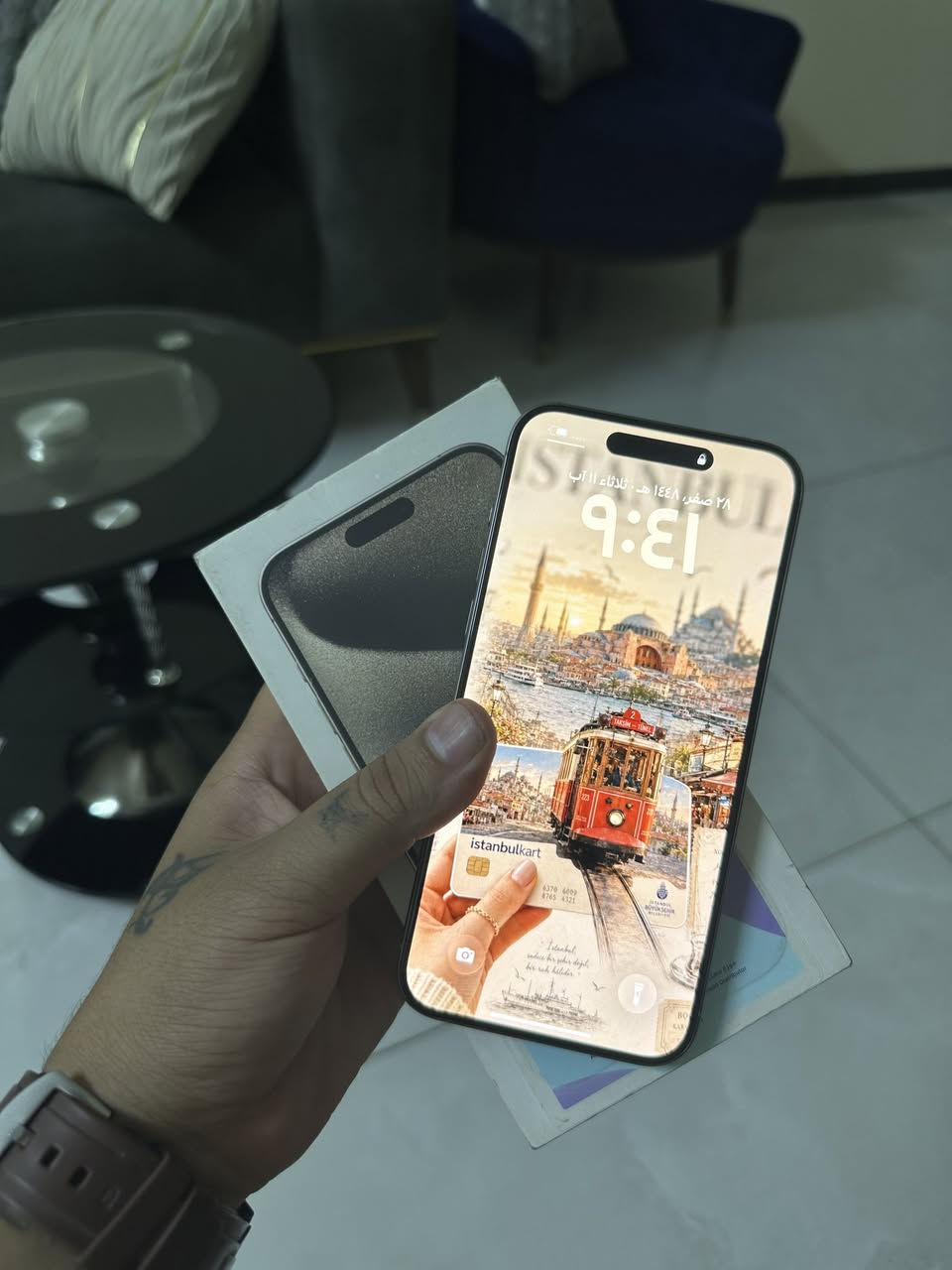 ايفون 15 برو ماكس مكفول وتر بطارية 90 سعر 940 الف قفل كلش كلش من الاخير بدون اي عملة اذا تربد تعامل اعبر منشور كلش قفل نضيف كلش وتر ممفتوح عربي شرق اوسط كارتون موجودة مالتة شراي خاص مكاني بغداد امين ثانية 

***********
