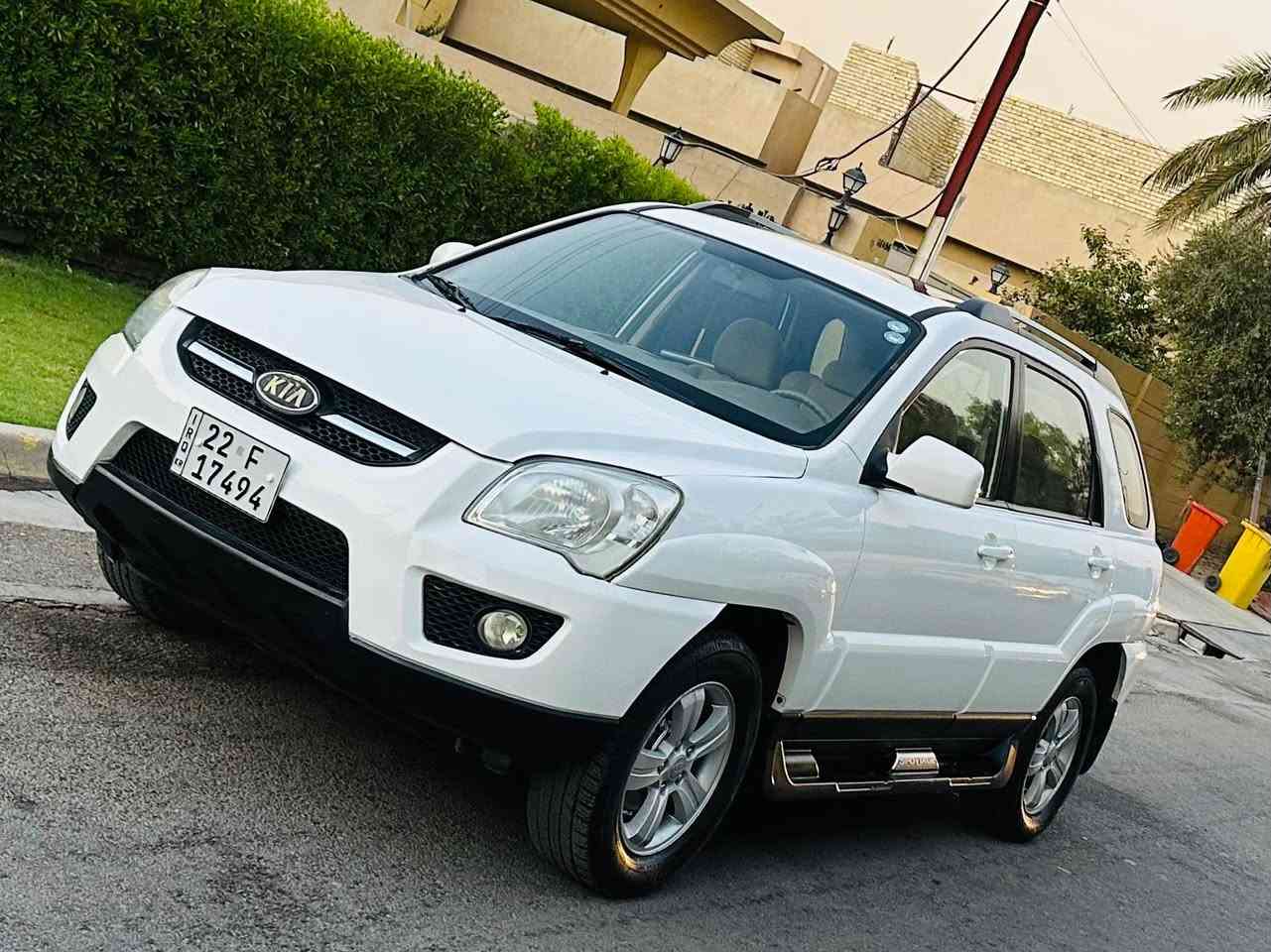 السلام عليكم 
للبيع كيا سبورتج 2010
المحرك 2000
فتحه سقف 
 خليجي
الداخل بيجي 
ماشيه 130 الف km
كفاله من الصبغ ولتبديل 
فقط دعاميه خلفيه صبغ 
السيارة گير ومحرك وتبريد مكفولات
التبريد ثلج 
رقم أربيل الجديد سنيه 2030  ( باسمي )
مكان السياره بغداد العامريه
السيارة جاهزه من كلشي
السعر 120 وبيها مجال جدا بسيط
***********
*********** بغداد, العراق

