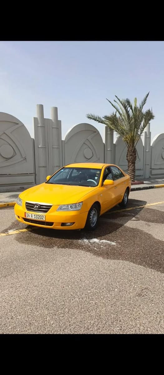 السلام عليكم سوناتا مديل 2009 بأسمي تحويل السيارة معمره بديها نضيف كلش وحداديه 100/100 مكينه 2000 دوش خير من الله تبريد ثلج كهربايات شغاله عليها طخم تاير جديد + شاشه ادنرويد  فقط الكير كايم ينزل من سعر السيارة 
الغرفه تعبانه شوي الي ياخذه فقط يعدل على غرفتها يذب الها كير  السعر (72) وبيها مجال للشراي ***********
