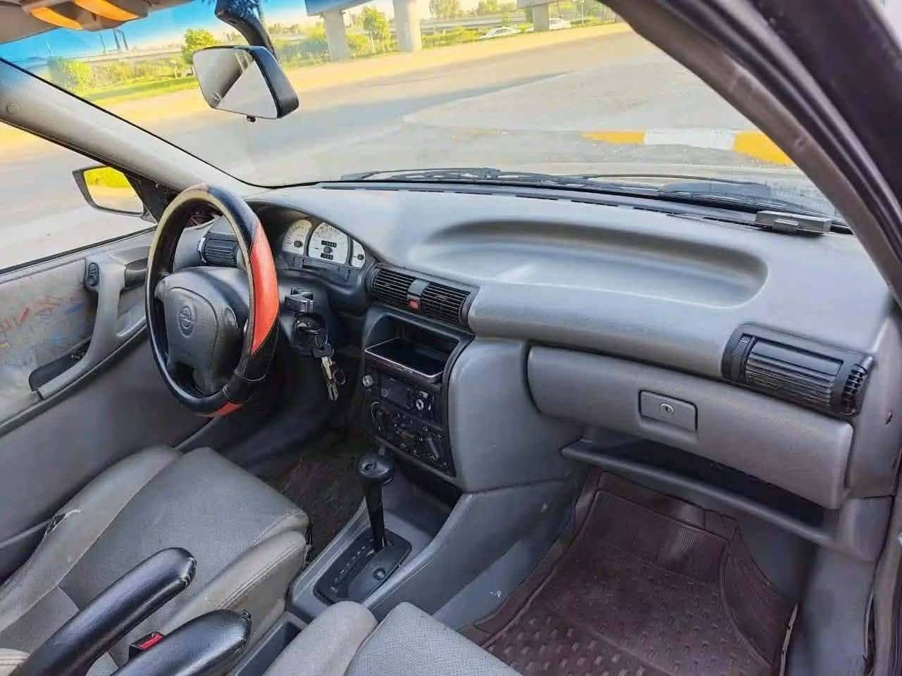 وبل استرا  موديل 93محرك2000 كير اوتوماتيك داخل جلد فول مواصفات رقم بغداد تحويل مباشر  صبغ جمالية بدون حادث بدون خياس السعر50وبيهة مجال الرقم ***********
