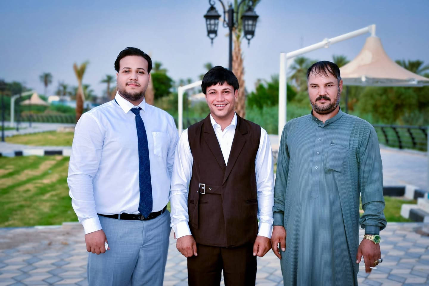 تغطية تصوير خطوبة الخلوق ضياء الجبوري
بحضور سادات وشيوخ و وجهاء مدينة الحمزة الشرقي  
📞 للحجز والاستفسار:
***********
بقيه الصور في قناة التليجرام 
https://t.me/+55VPOcKVpbQxYmQy
السدير فوتو | فخامة تليق بمناسباتكم 🤍
#خطوبة #السدير_فوتو #السدير #اكسبلورexplore #زفاف
