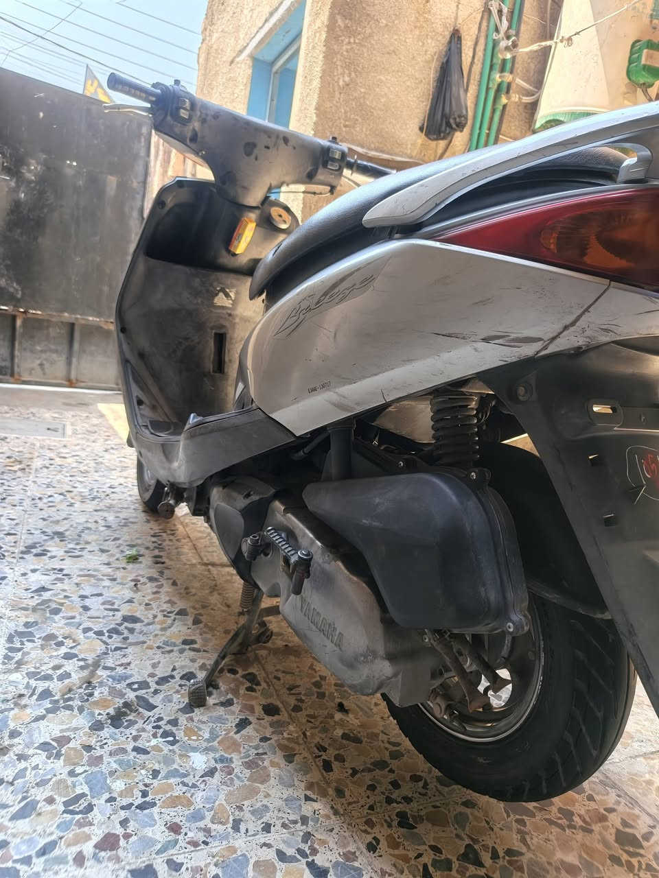 سلام عليكم البيع(***********
دراجة بريز مال رمبة ماخذهة مو مال شارع 

دراجة كفالة لا مفتوحة ولا تنقيص ولا تبخير 

دراجة نكرة سلف دراجة كلهة بلادية ما مفتوحة 

سعر 650وبيهة مجال شهداء العبيدي الثانية  

دراجة أوراق
