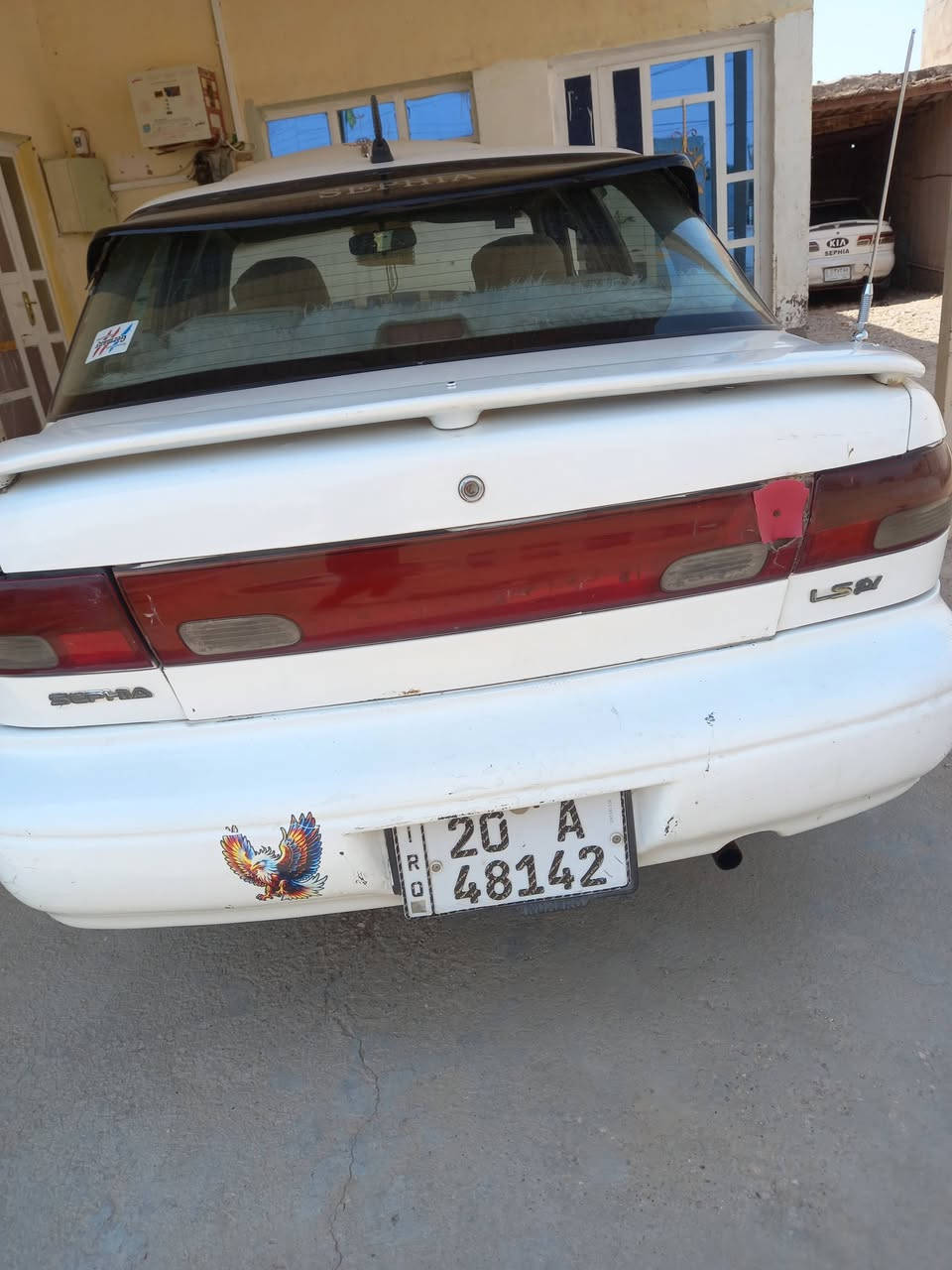السلام عليكم للبيع كيا سيفيا موديل 95 كير عادي محرك مسكر رقم ديالى انكليزي سنوية مجددا تبريد نقص غاز فقط سياره خير من الله مال جناي بسمي  العنوان ديالى بلدروز السعر اتصل ودلل هاذا رقمي ***********
