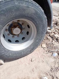 تايرات 22 • مراوس • سوق الشيوخ