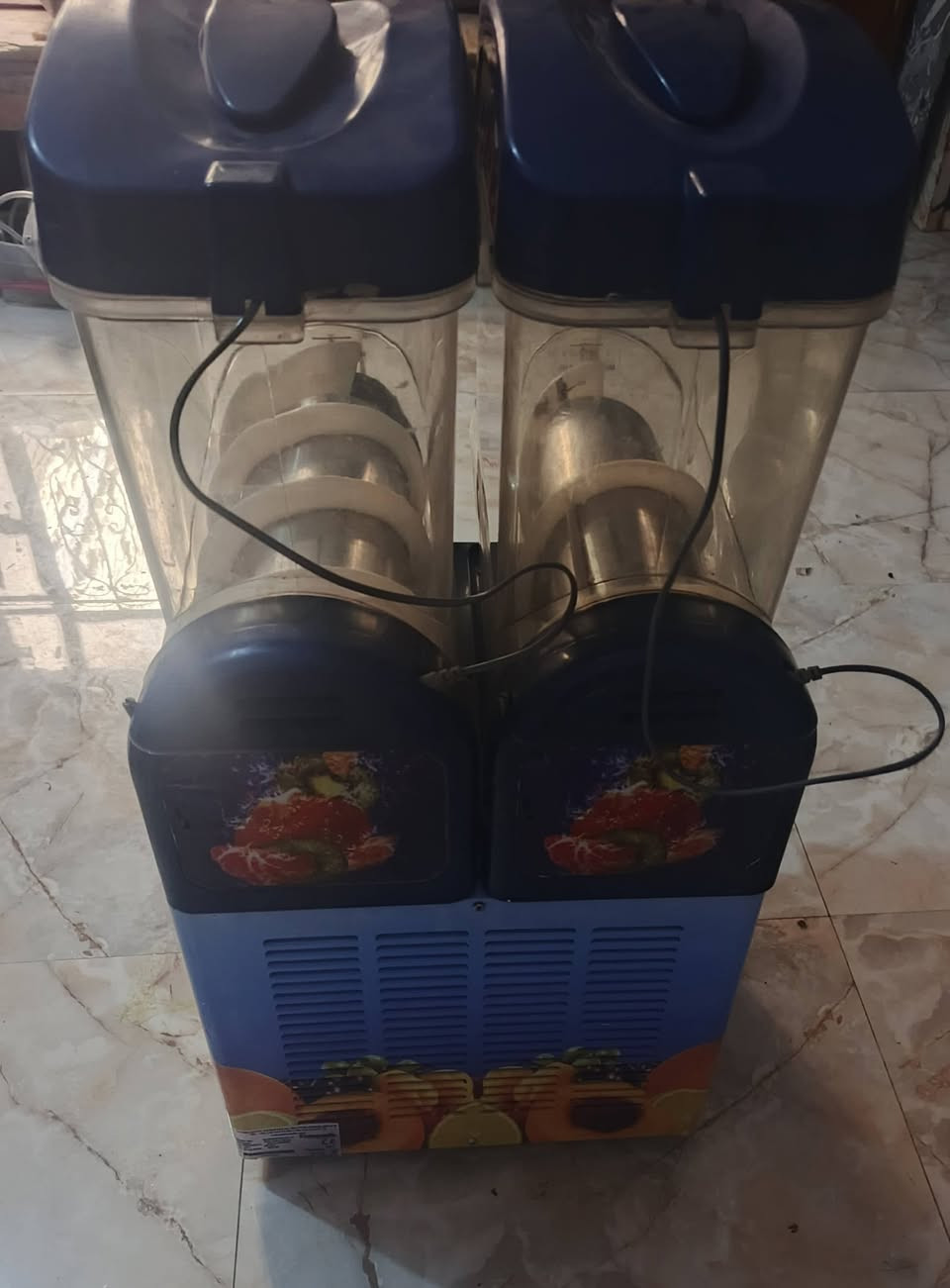السلام عليكم مكينة ازبري نوع Hosk موديل حديث (مستخدمه قليل ) لبيع وبسعر مناسب الاستفسار خاص أو الاتصال ***********
