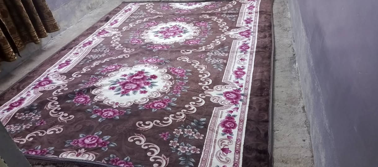 السلام عليكم عندي الفرشه للبيع سعر 35 بيا مجال مكاني بيرمدي الشرقيه هذا رقم الواتساب***********
