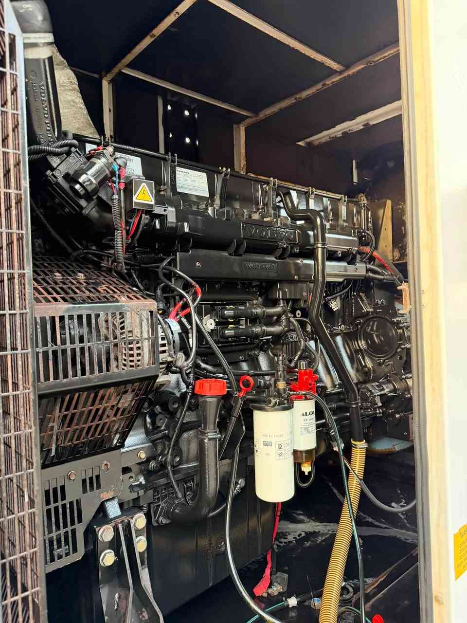 VOLVO 1641
550KVA
***********
***********
