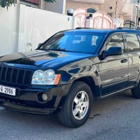 لاريدو • ٦ سلندر • بدون صبغ