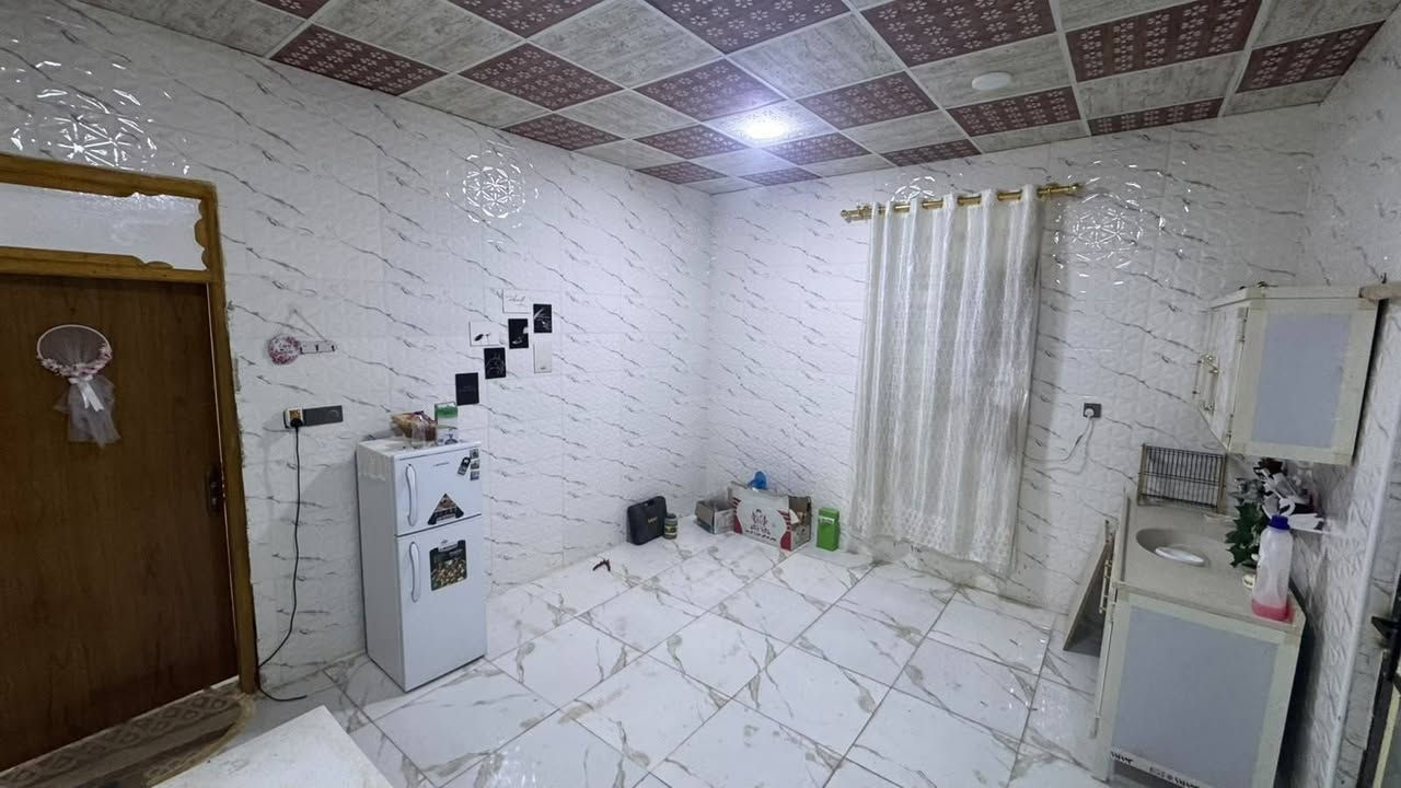 سلام عليكم بيت ٥٠ متر بنيان جديد ٢٠٢٦ ركن سند ٢٥ توجه صاحب لكاع مباشر مكانه شارع علكم خلف مدرسه سيد الاوصياء لحكوميه لبيت جاهز جيب غراضك وتكعد كبل سعر ١٧ اي ستفسار التصال ***********
