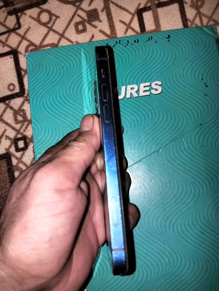 سلام عليكم آيفون ١٢عادي ذاكره ٦٤بدل شاشه اصليه ٣خيارات بطاريه٧١بي فطور بل ضهر مامئثره علي سعر ٢٥٠بي مجال مكان الموصل الأيسر رقم واتساب ***********

نص مكتوب في الصور:
- Zain 4 11 ربيع الآخر، 1444 هـ • الثلاثاء ٢٢ أيلول ٧:٤٩ يلزم إذن الوصول إلى موقع
- KURES