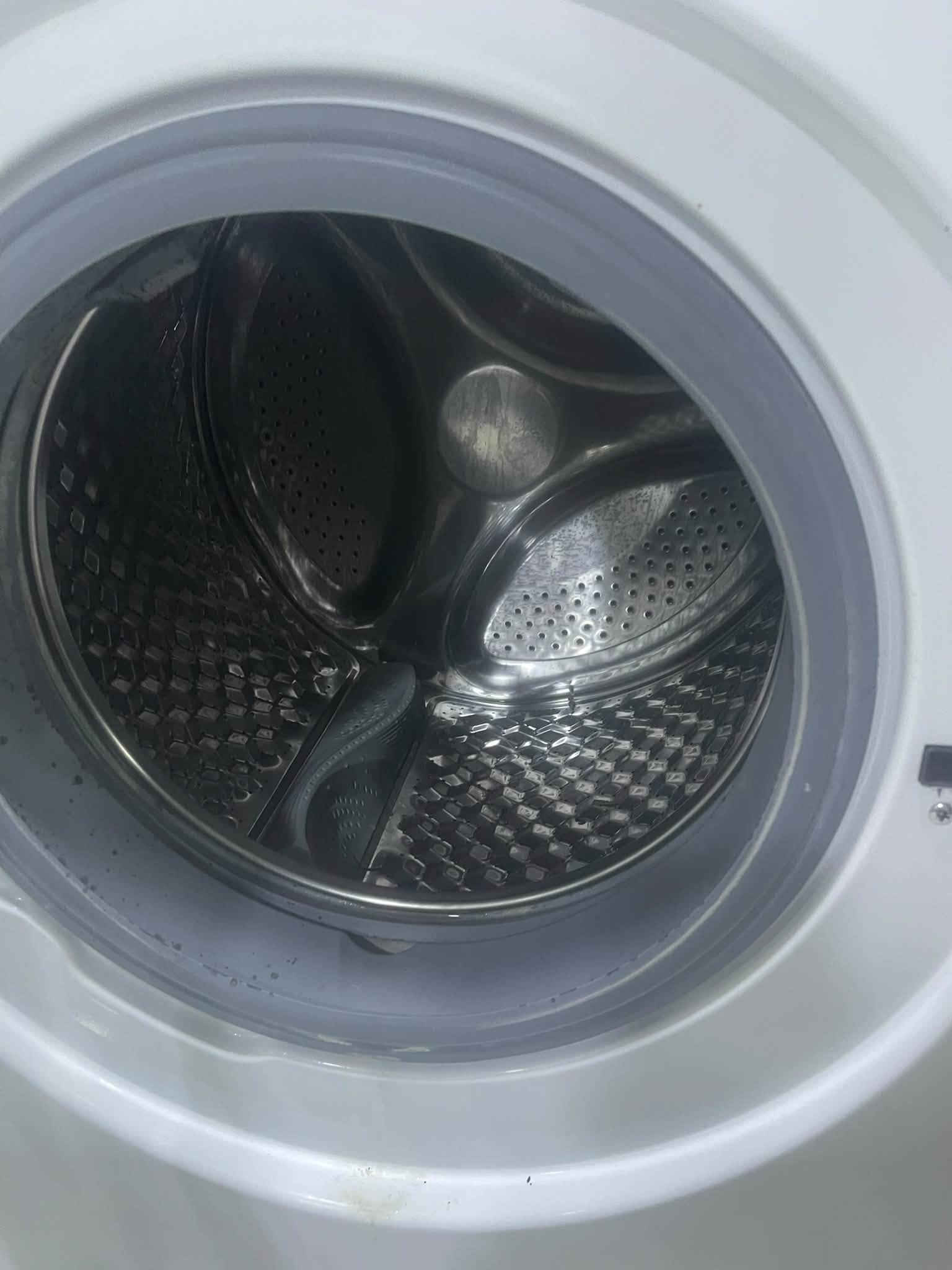 طباخ جديد كلش الفرن مامستعمل ابدخمسه  عين لونه كلش حلو
السعر ١٤٥ الف وبي مجال بسيط

 غساله اوتو ٩كيلو  حار بارد هيتر  كلش نضيفه شغاله بشرط الضمان

السعر ١٧٥ الف وبيه مجال بسيط 

المكان سليمانيه رابه رين

 التوصيل داخل سليمانيه مجانية

***********/06824821683
