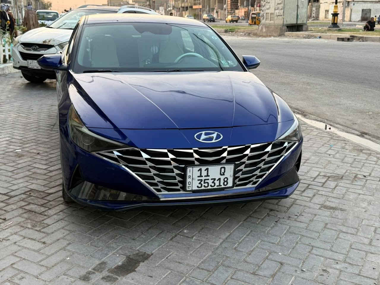 السلام عليكم النترا م 2023 معوقين باقي سنتين صير حره  سعر120 بيها مجال سياره بيدي صلحتها   مكلف بل نشر رقم راعي السياره ***********
