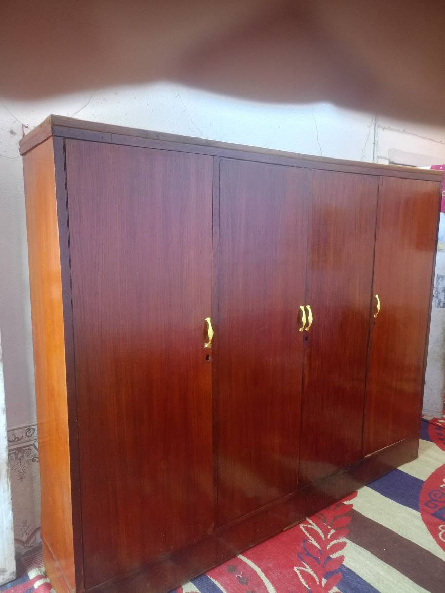 كنتور 4بواب صاج عراقي اللبيع خانه رفين وخاه رف وبنص تعلاكه ورف سعر 150 العنوان العمارات الملح مقابيل حي الخضراء قرب مدرسه رقيه الانصاري قرب فلاح المضمد ***********نضيف عمارة, ميسان
