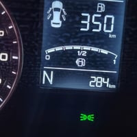 فقط 284كيلو متر،،، للبيع MG5 2025, ستندر، ماشيه   علا كد الترقيم  فقط ...