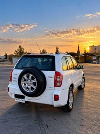 بسم الله الرحمن الرحيم  Chery Tigo 2014   بێ سبوغە سەیارەکە زۆر جوانە ...