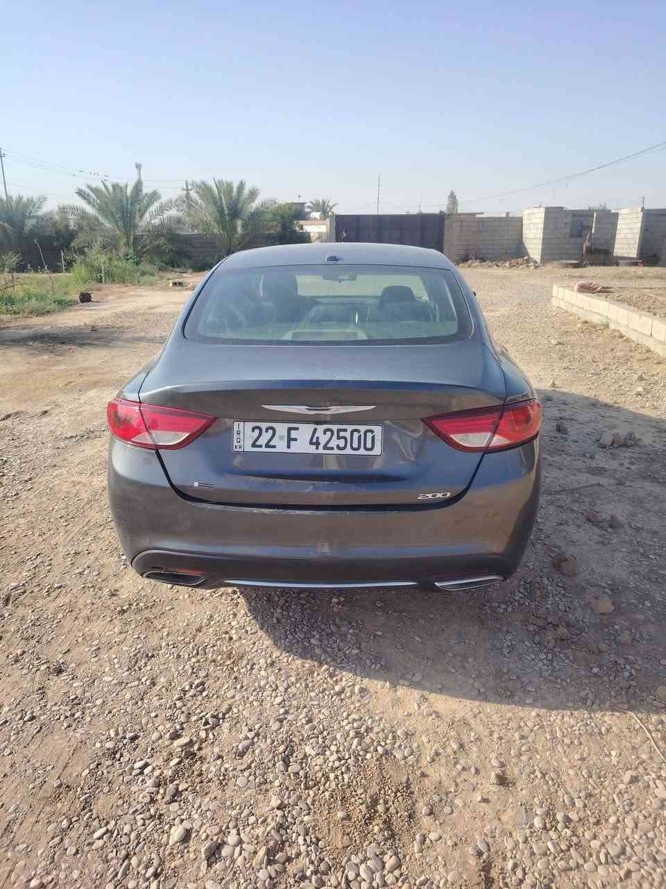 كلايسلر سي ٢٠٠ موديل ٢٠١٦ محرك ٤ سلندر  ٢٤٠٠ ماشيه ١٧٥الف كم رقم اربيل حادثها شبرين فوق قبق البانزين و الباب الخلفي عكس السائق بيه طخات بسيطه سياره كامله من كل شي ما عدا حجر البيئه  (سياره خلقه و اخلاق) 
  السعر ١٠٥ قابل للتفاوض المكان كركوك الحويجه ***********
