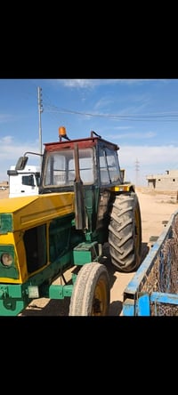 للبيع • مركبة • تفاصيل ناقصة