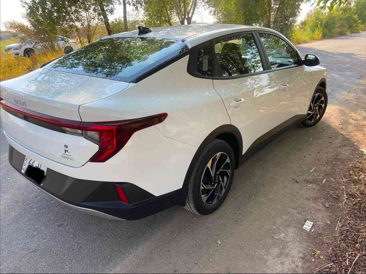 كيا  K3 Kia  2025 مكسيكي NIM
بصمة ويل كبير ،بصمة ابواب، جنطة ذكية 
حساس امامي خلفي 
عداد السيارة // 13 الف 
بكارت الضمان تبديل زيت وفلتر بشركة اكدال نفق الشرطة
بعد بيها 2 تبديلات زيت وفلتر مجاني وكارت الضمان موجود بالصور 
ارضيات بعدهن ما مخليهن بيها 
السيارة كفالة عامة 
رقم اربيل تحويل وكالة ،شرط الغرامات
السعر //156$ 
الهاتف // ***********
عنوان السيارة //  بغداد ،الشالجية
