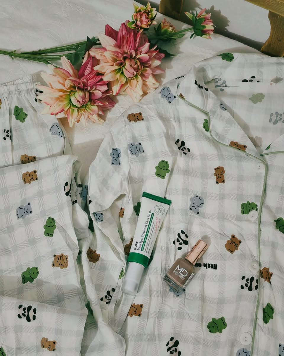وصلت التراكات النسائية الجديدة 🌸

✨ موديلات كيوت ومرتبة
🐶 نقشة جميلة وناعمة
👚 مريحة للبيت والنوم
📏 قياسات متنوعة
📦 الكمية محدودة

💰 السعر: 8,000 دينار فقط

🚚 التوصيل متوفر
📩 للحجز والاستفسار راسلونا خاص
***********

🔥 القطعة تنشاف على الطبيعة أحلى
