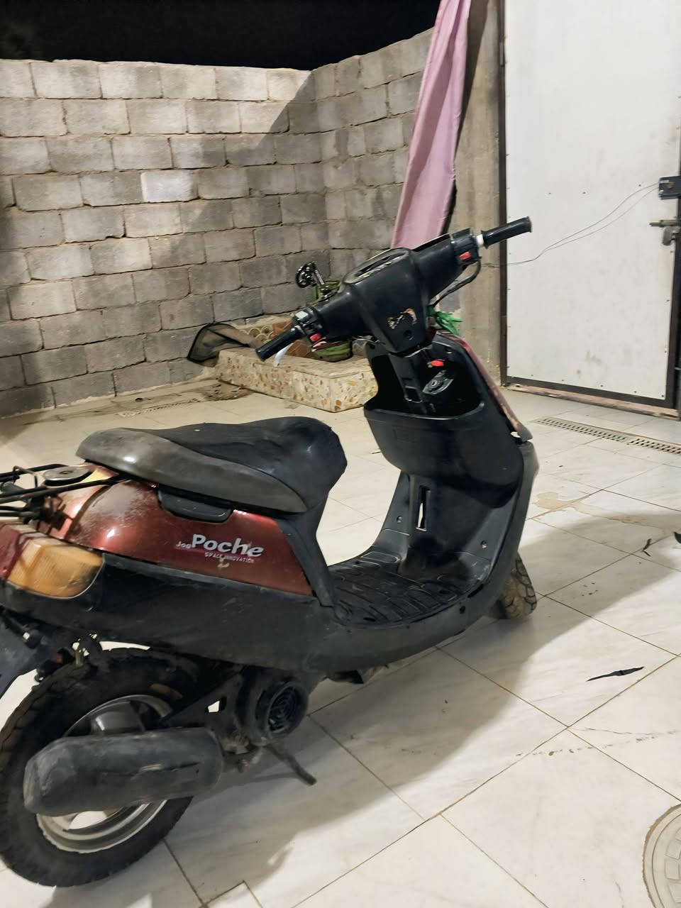 بطة • نضيفة • تحتاج باتري