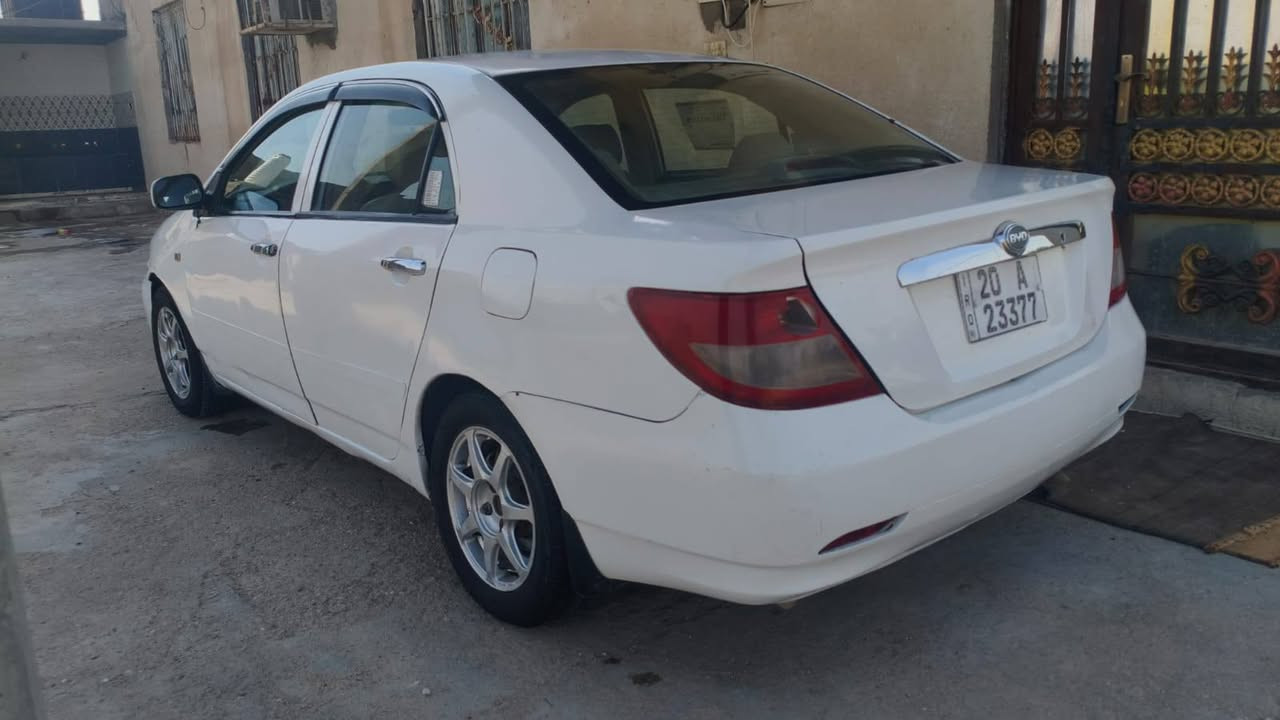 بي واي دي موديل 10 سنويه 28 راعيه في الزبير يريد تحويل مكينه وكير كورلى ياباني حداديه 75م تبريد ثلج كهربائيات كله شغاله شاشه اندرويد سماعات السياره ما ناقصه شيئ بيه ضربه بالباب ومبدل فقط للبيع ول مراوس حسب القناعه مكان السياره البصره *********** البصرة, العراق
