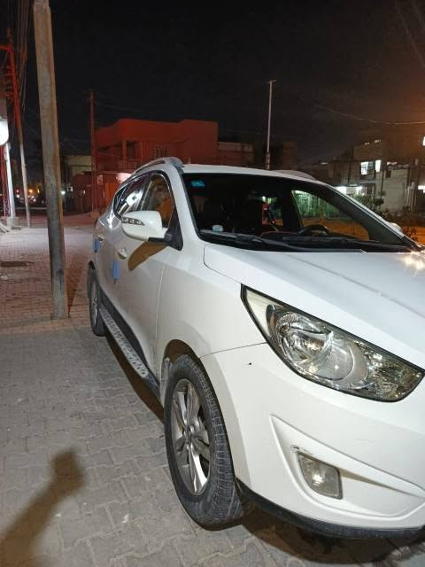 السلام عليكم
هونداي توسان خليجي
موديل 2012
مكينه دوش 2000 
رقم بغداد الجديد
سنويه جديده
السياره مكفوله من الصبغ والتبديل
عدا تكحيلات بسيطه
تبريد منظومه جديده
حدادية وصدر جديد
شاشة حجم كبير 
تحكم ستيرن جهة وحده
ماشيه ١٢٥ الف
السياره جاهزه من جميع النواحي
مكان السياره كربلاء 
السونار مرفق مع الصور عدا ضربه خفيفه بباب الجنطه ترجع بارد موجوده بالصور
السعر 136 بيهَ مجال حگ الجيه متوفر واتساب واتصال على الرقم  ***********

