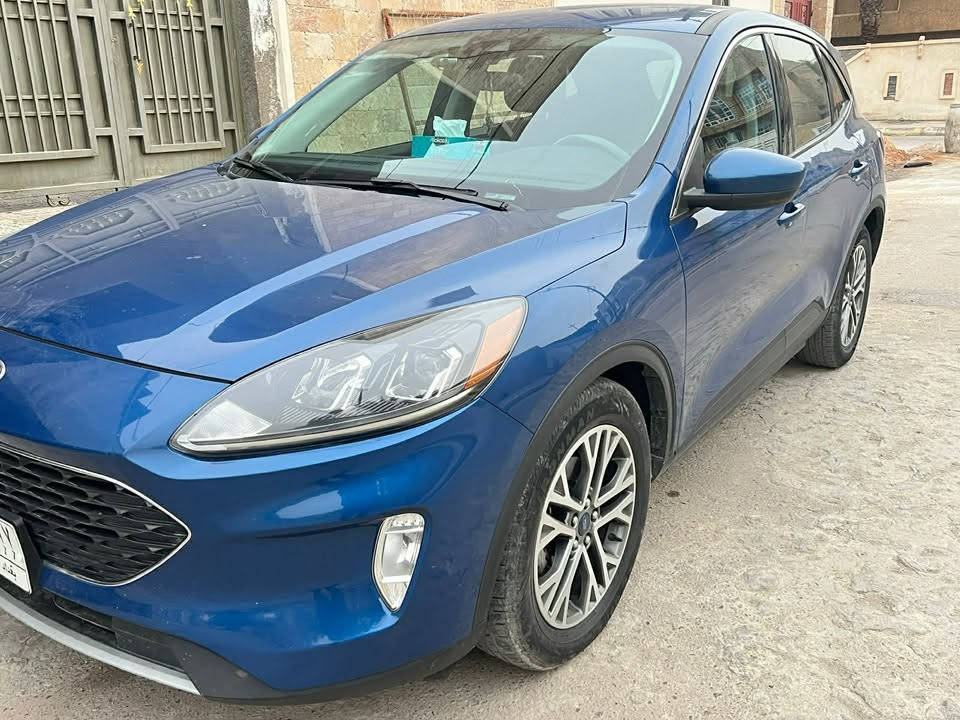 فورد سكيب موديل ٢٢
٣ سلندر محرك ١٥٠٠ تيربو فول اقتصاديه 
سياره وارد امريكي ضرر جاملغ امامي جهة
الراكب فقط 
ايرباك سليم كير ومحرك مكفولات 
كشنات وستيرن تدفئة 
تبريد قطعتين 
تشغيل عن بعد 
كشنات كهربائيه وكير ماوس 
تحديد مسار ومانع انزلاق 
السونار موجود بالصور 
السعر ١٣٠ وبي مجال 
***********
